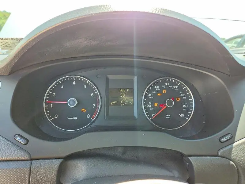 2014 VOLKSWAGEN JETTA SE  