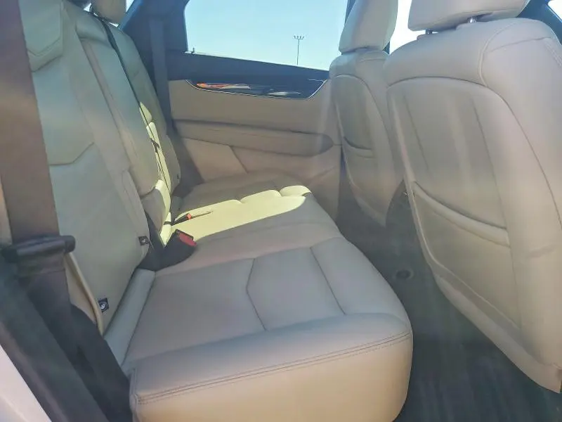 2019 CADILLAC XT5   