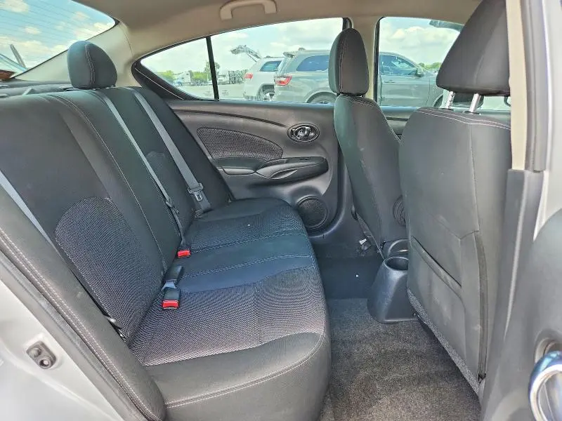 2019 NISSAN VERSA SV  