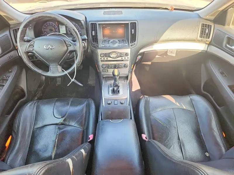 2010 INFINITI G37   