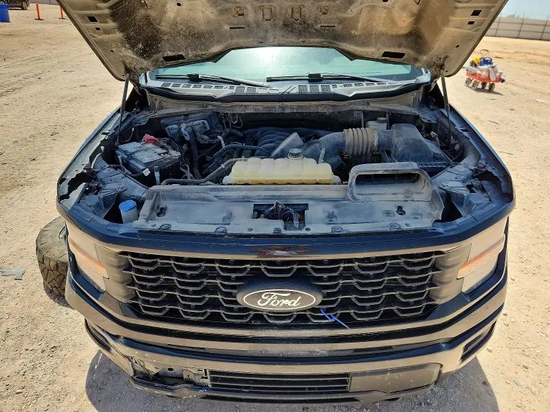 2024 FORD F150 STX  