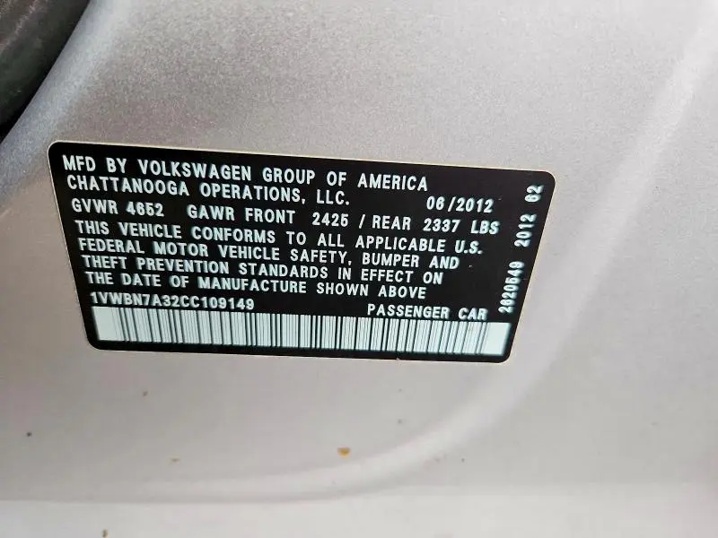 2012 VOLKSWAGEN PASSAT SE  