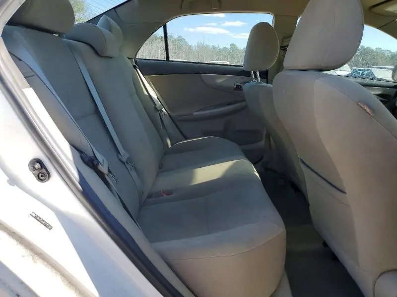 2011 TOYOTA COROLLA BASE  