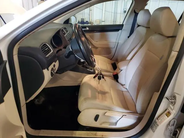 2011 VOLKSWAGEN JETTA TDI  