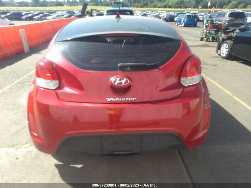 2013 HYUNDAI VELOSTER W/BLACK INT