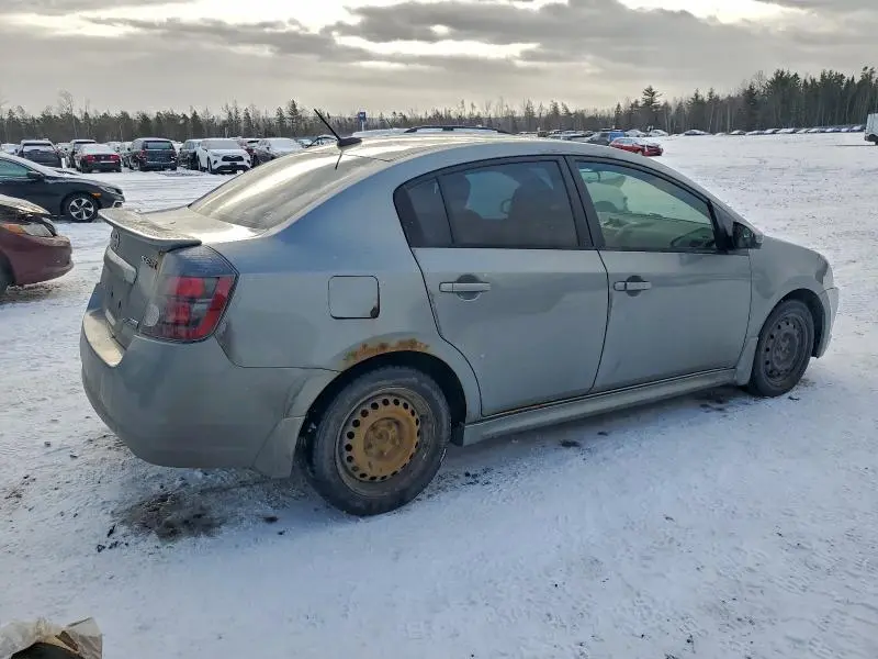 2011 NISSAN SENTRA SE-R  