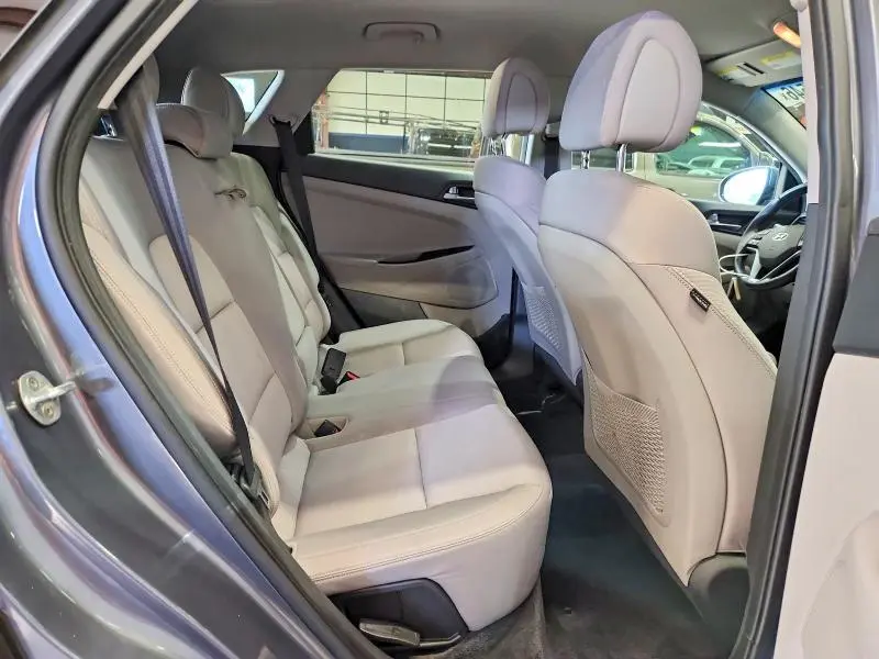 2016 HYUNDAI TUCSON SPORT  