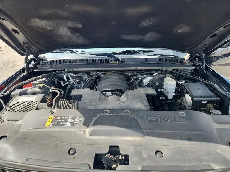 2018 GMC YUKON XL DENALI  