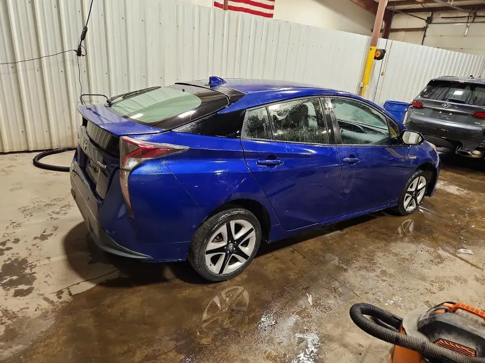 2016 TOYOTA PRIUS FOUR TOURING  