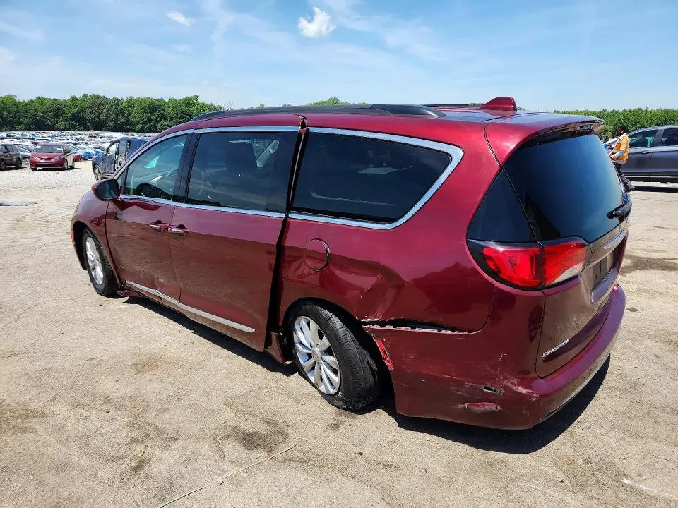 2017 CHRYSLER PACIFICA TOURING L  