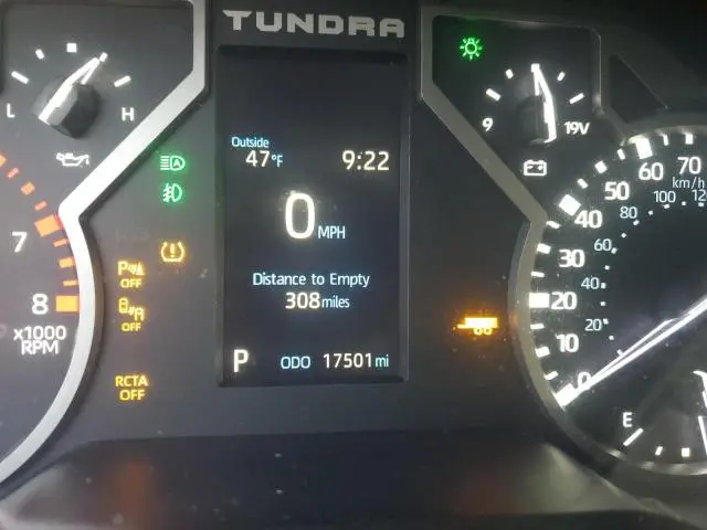 2024 TOYOTA TUNDRA CREWMAX SR  