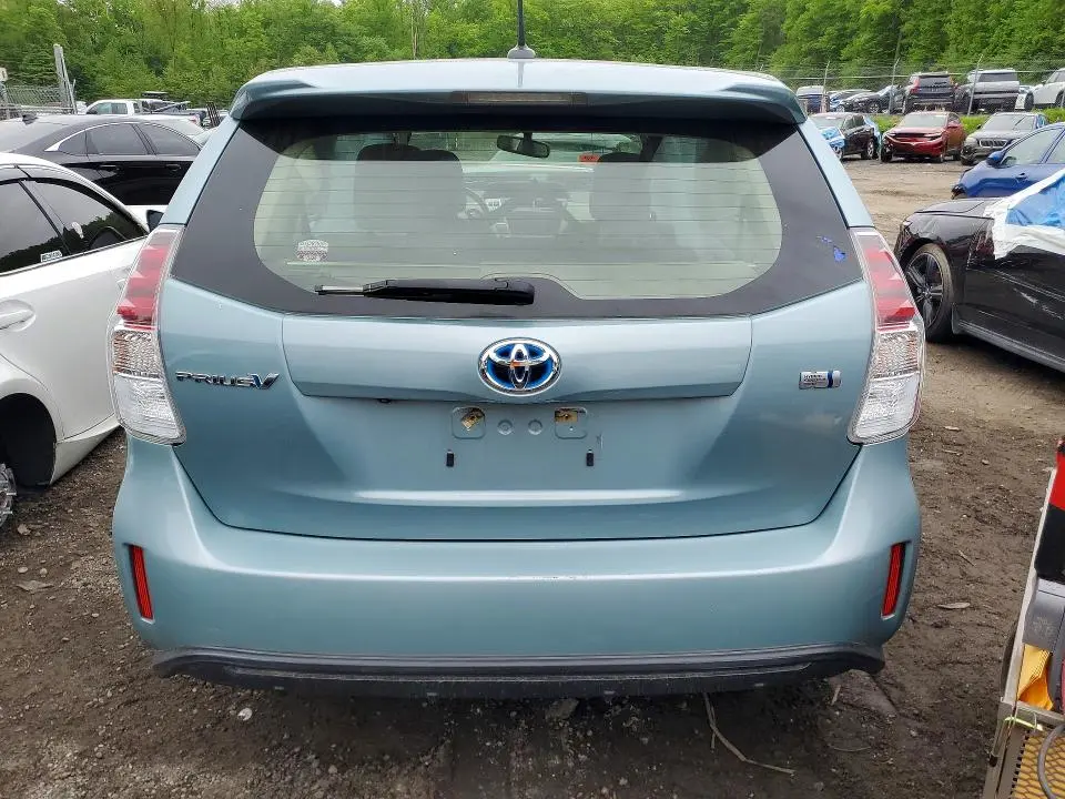 2017 TOYOTA PRIUS V FOUR  