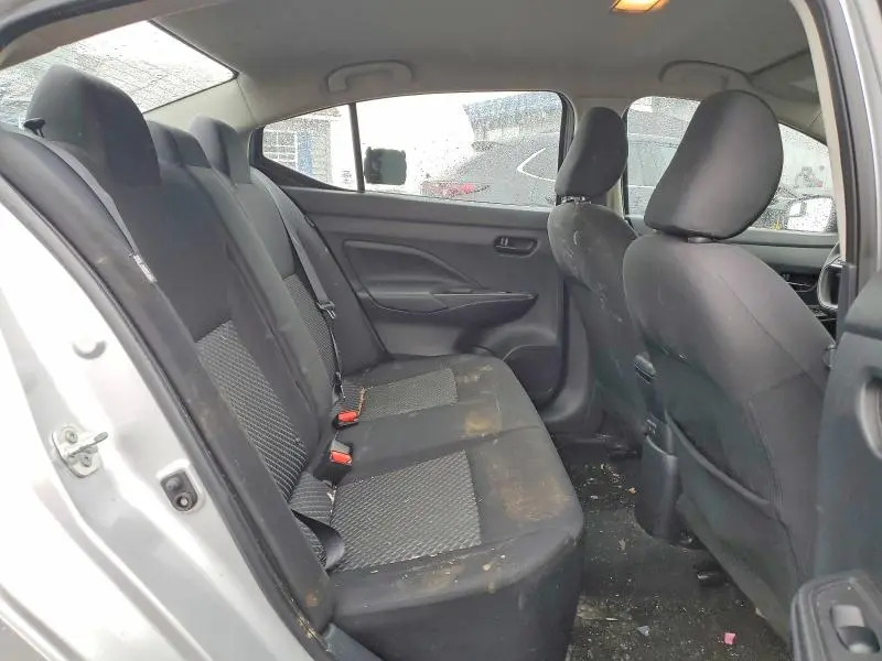 2021 NISSAN VERSA S  