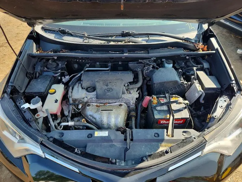 2018 TOYOTA RAV4 XLE  