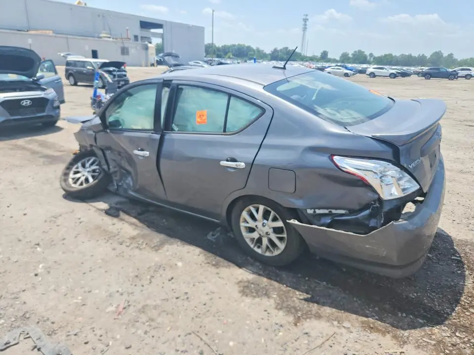 2018 NISSAN VERSA SV  