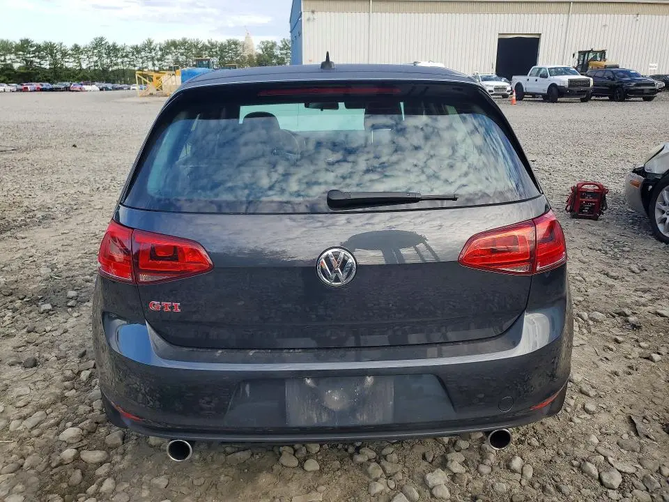 2017 VOLKSWAGEN GTI S/SE  