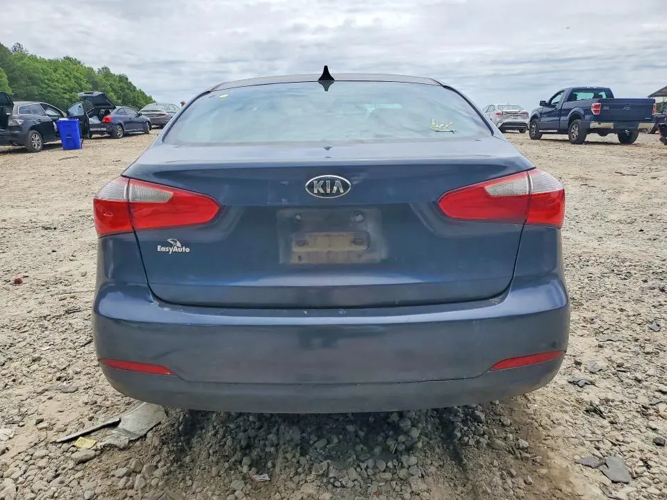 2015 KIA FORTE LX  