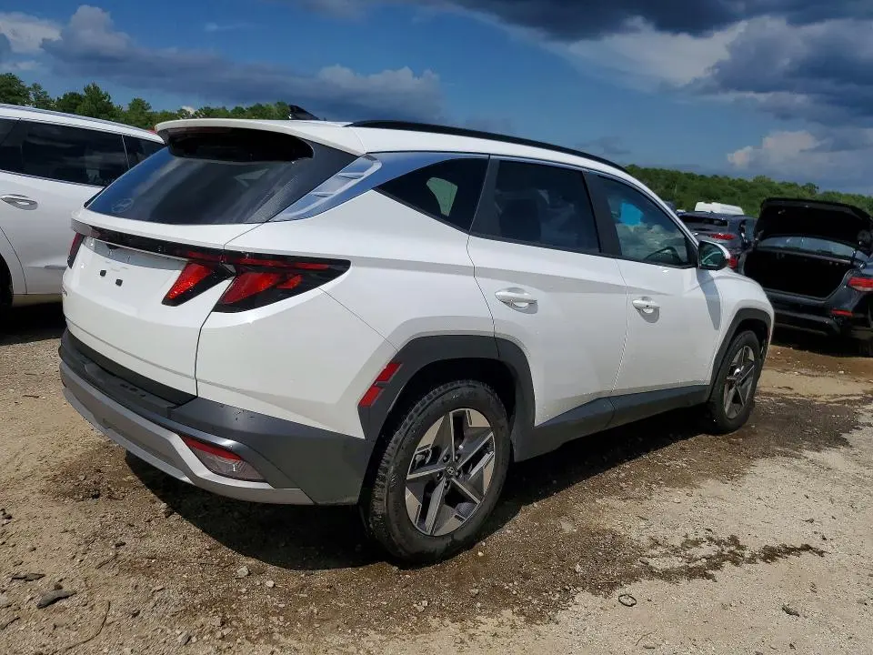 2026 HYUNDAI TUCSON SEL  