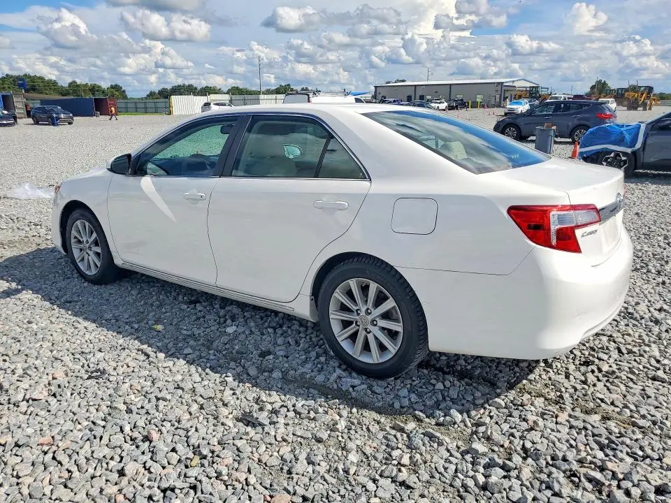 2012 TOYOTA CAMRY XLE  