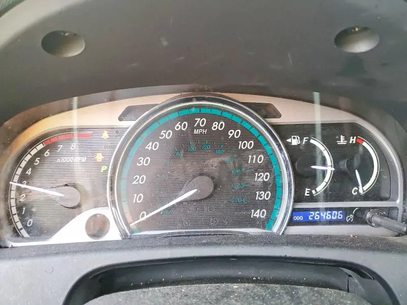 2013 TOYOTA VENZA LE  