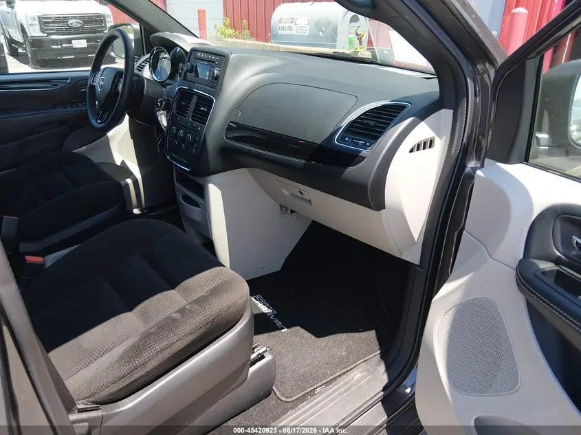 2016 DODGE GRAND CARAVAN SE PLUS