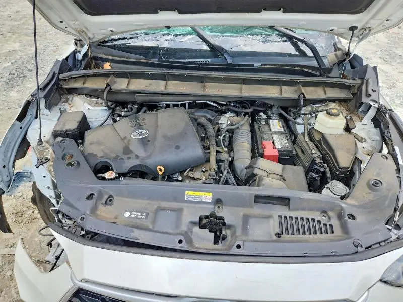 2020 TOYOTA HIGHLANDER L  