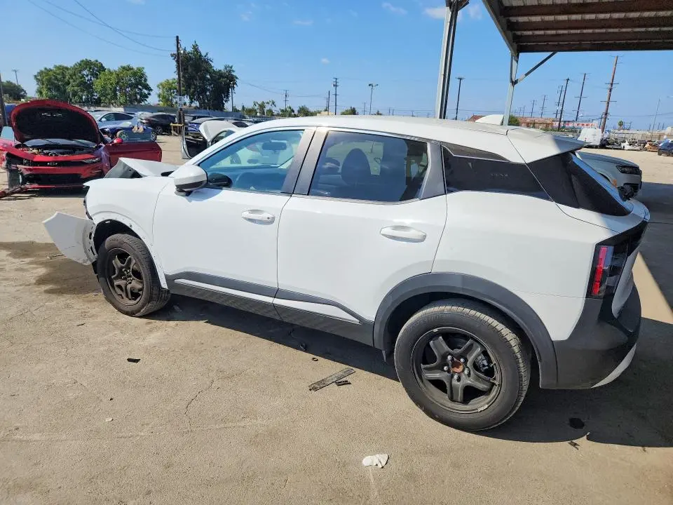 2025 NISSAN KICKS SV  