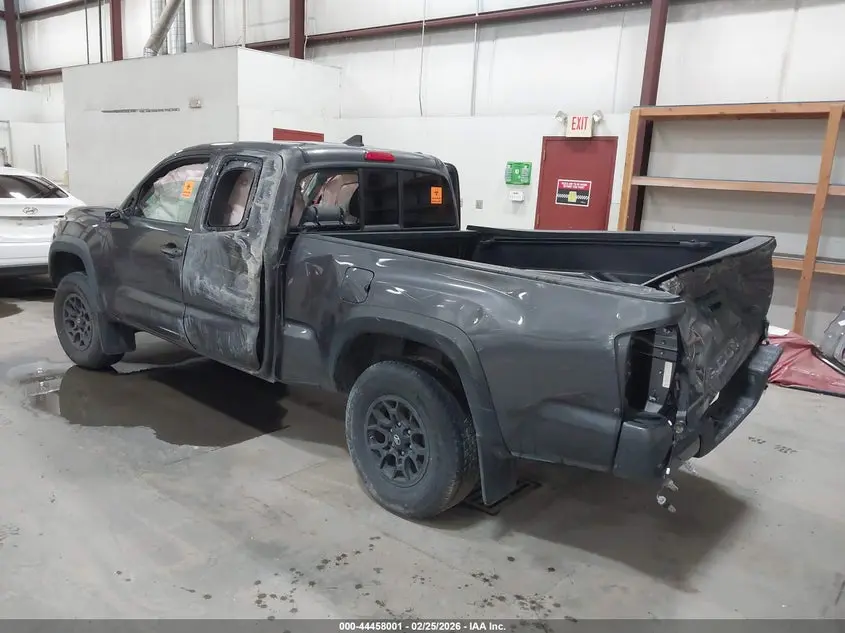 2019 TOYOTA TACOMA SR