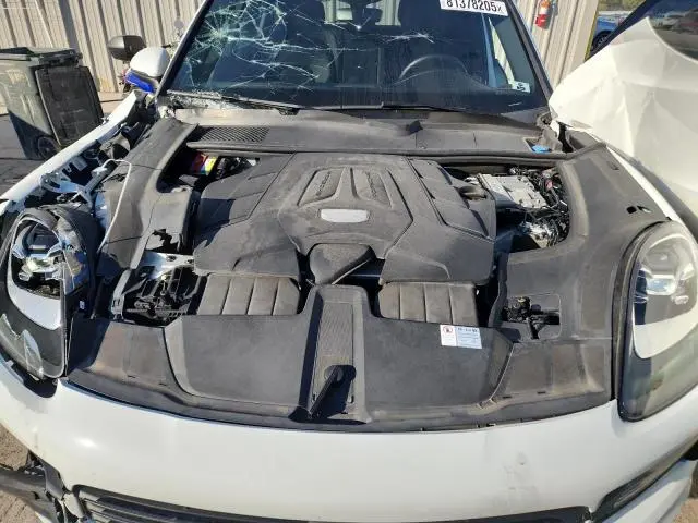 2020 PORSCHE CAYENNE   