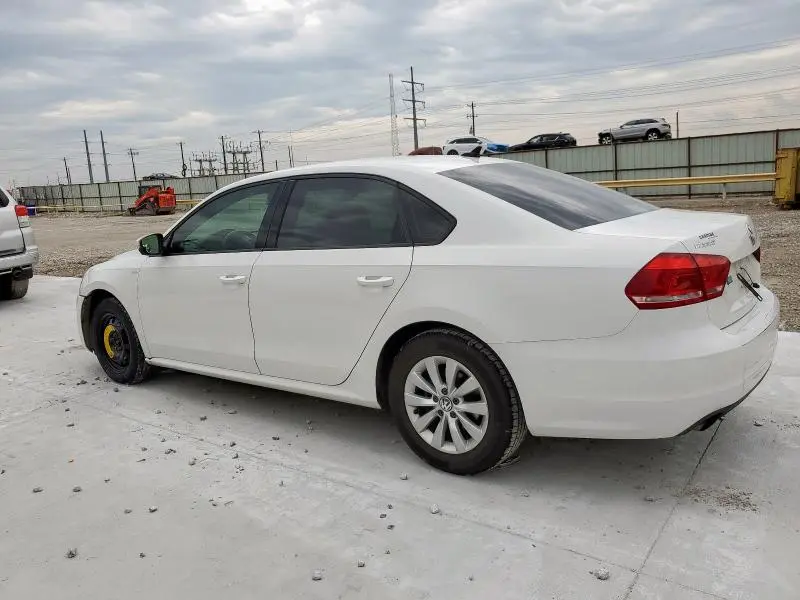 2014 VOLKSWAGEN PASSAT S  