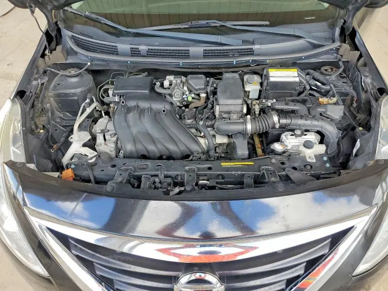 2019 NISSAN VERSA SV  