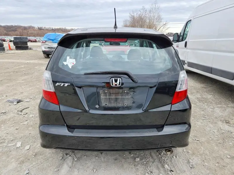 2010 HONDA FIT   
