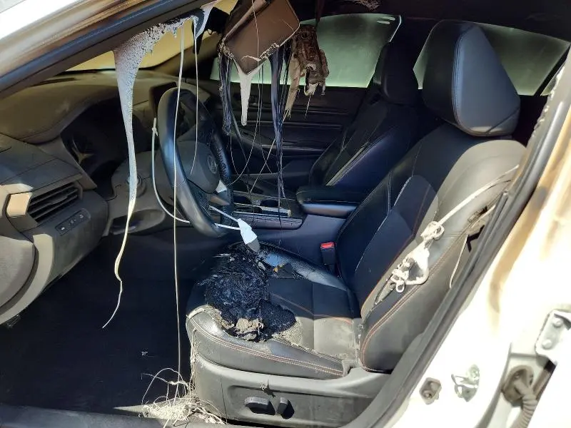 2019 NISSAN ALTIMA SR  