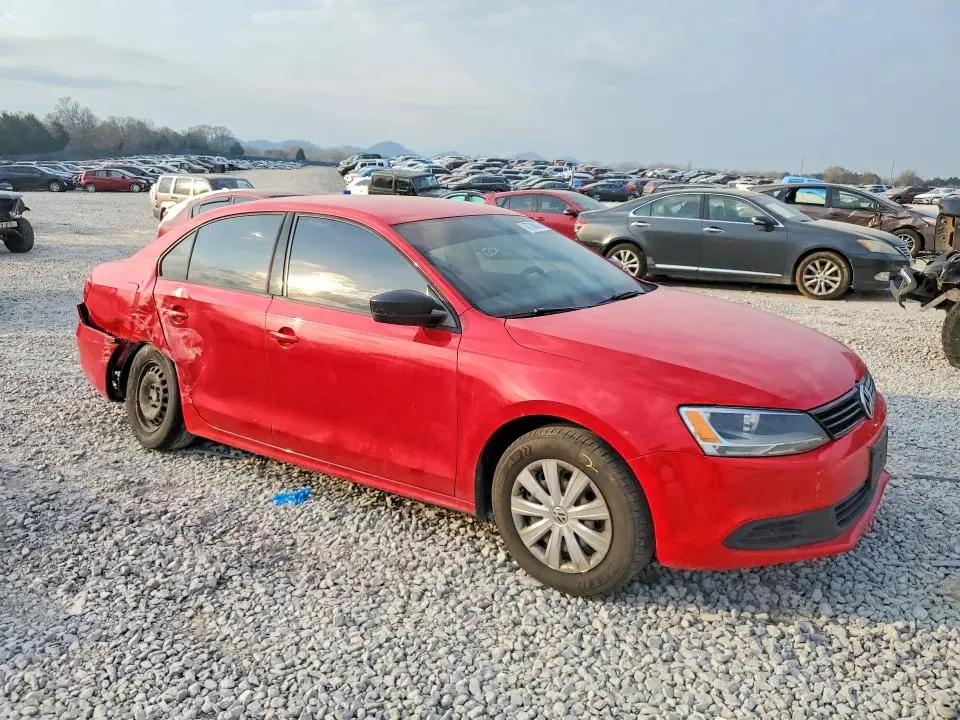 2013 VOLKSWAGEN JETTA BASE  