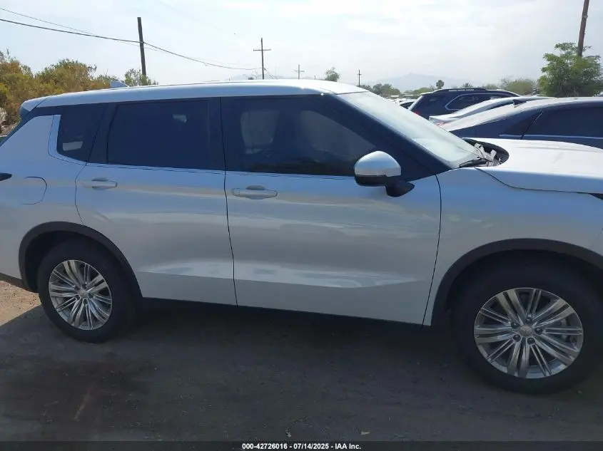 2024 MITSUBISHI OUTLANDER ES 2.5 2WD