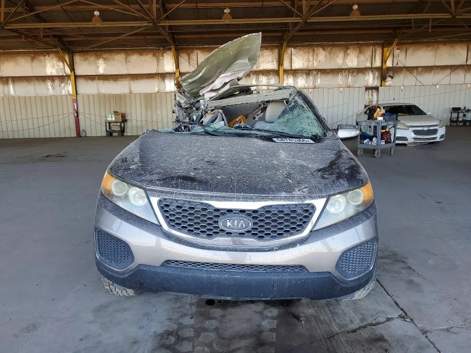 2011 KIA SORENTO GL  