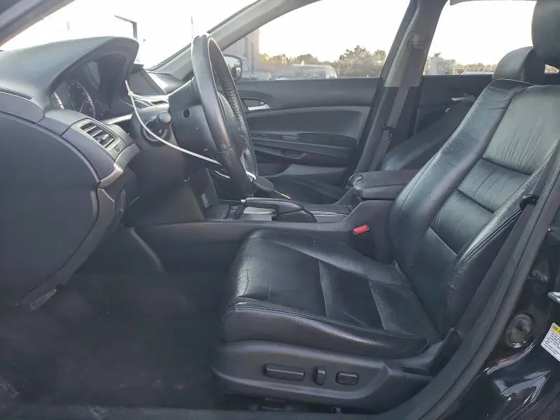 2011 HONDA ACCORD SE  