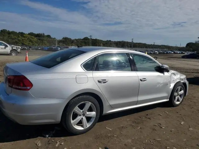 2012 VOLKSWAGEN PASSAT SE  