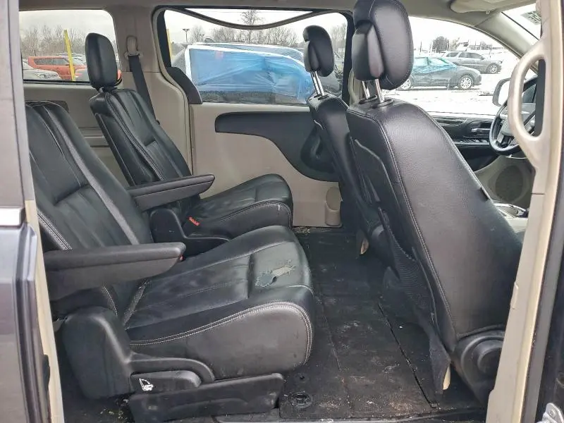 2014 CHRYSLER TOWN & COUNTRY TOURING  