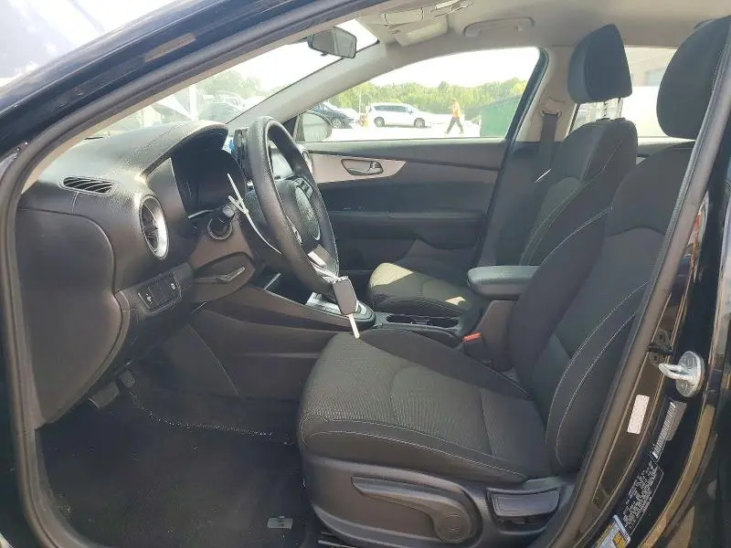 2022 KIA FORTE FE  