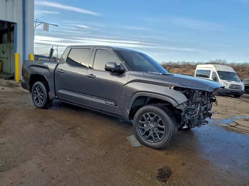 2022 TOYOTA TUNDRA CREWMAX PLATINUM  
