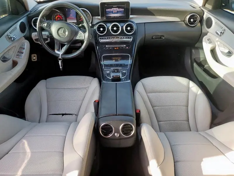 2015 MERCEDES-BENZ C 300  