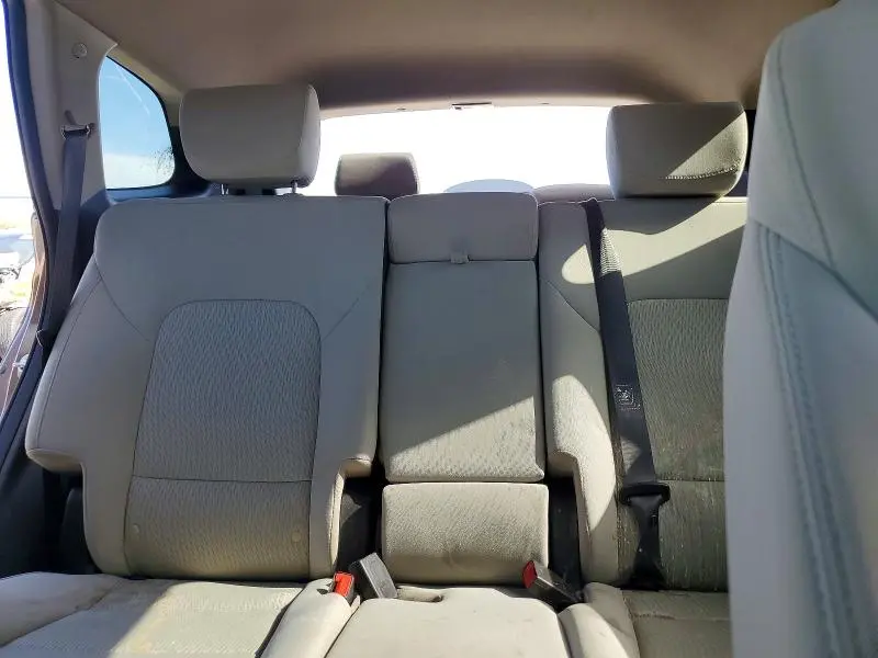 2015 HYUNDAI SANTA FE GLS  