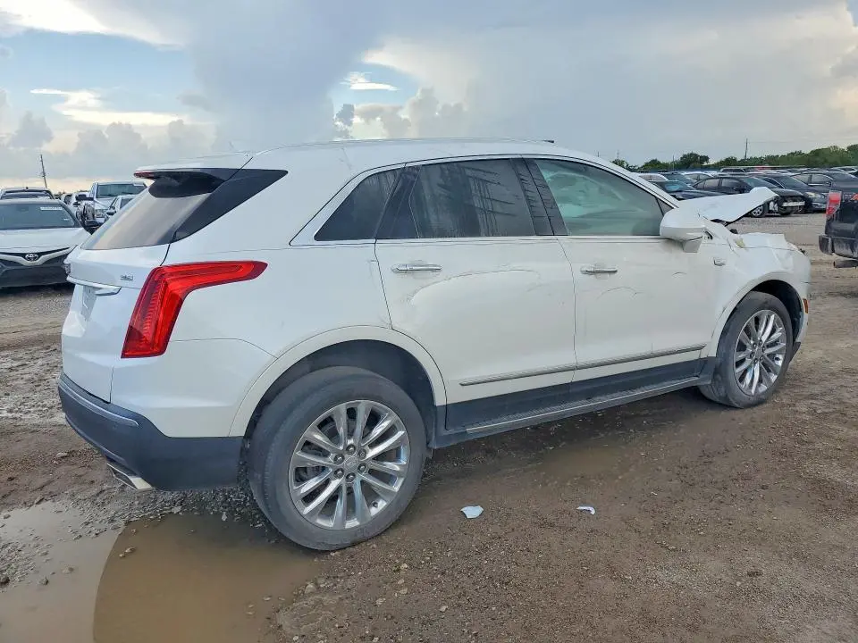 2019 CADILLAC XT5 LUXURY  