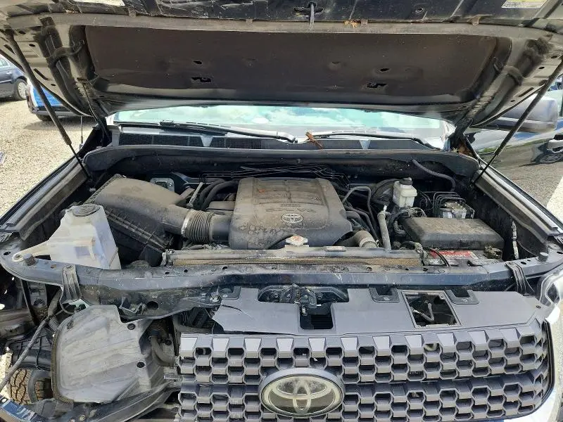 2018 TOYOTA TUNDRA SR5  