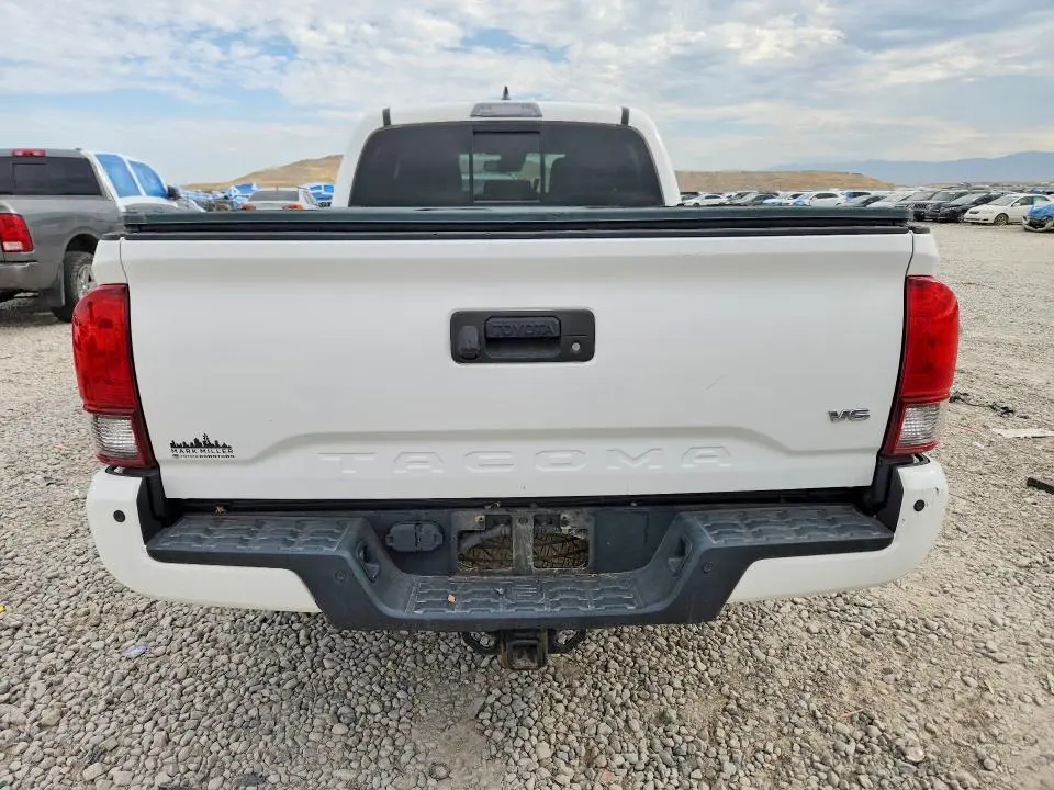 2019 TOYOTA TACOMA TRD SPORT  