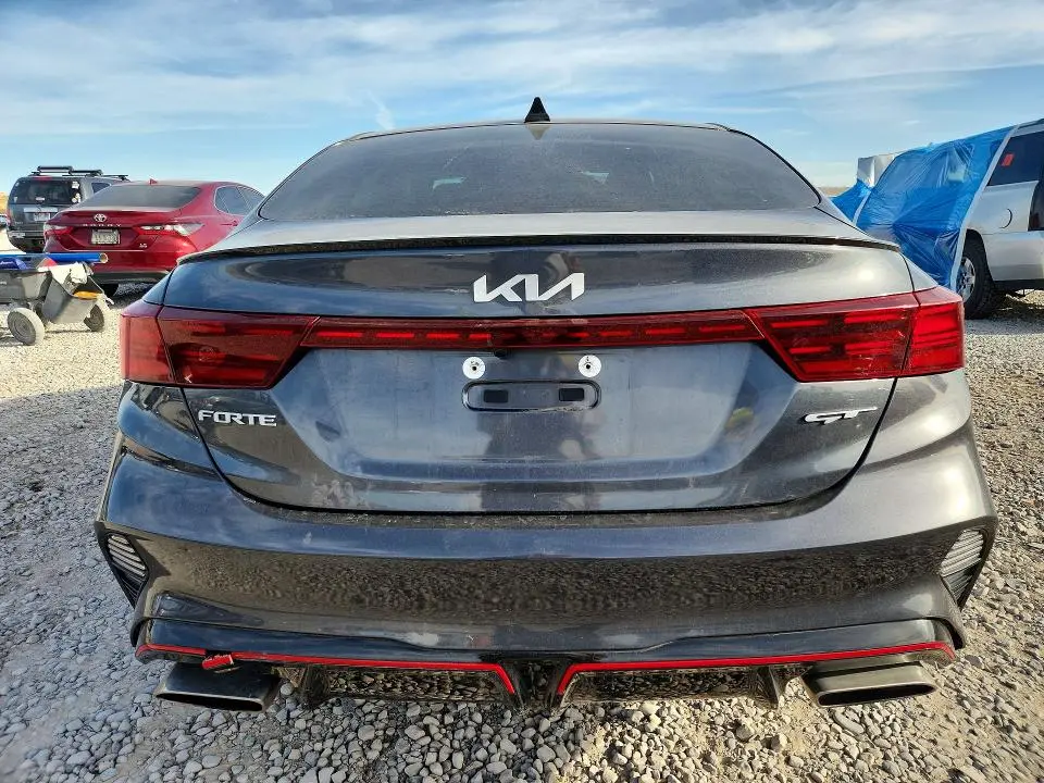 2024 KIA FORTE GT  