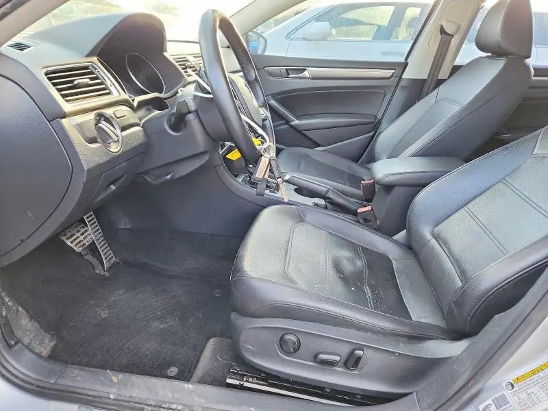 2018 VOLKSWAGEN PASSAT S  