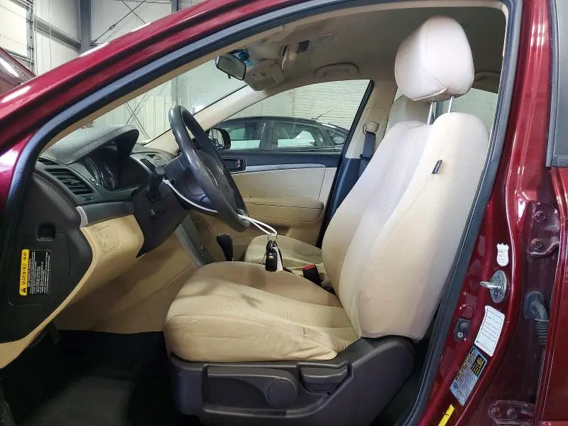 2010 HYUNDAI SONATA GLS  