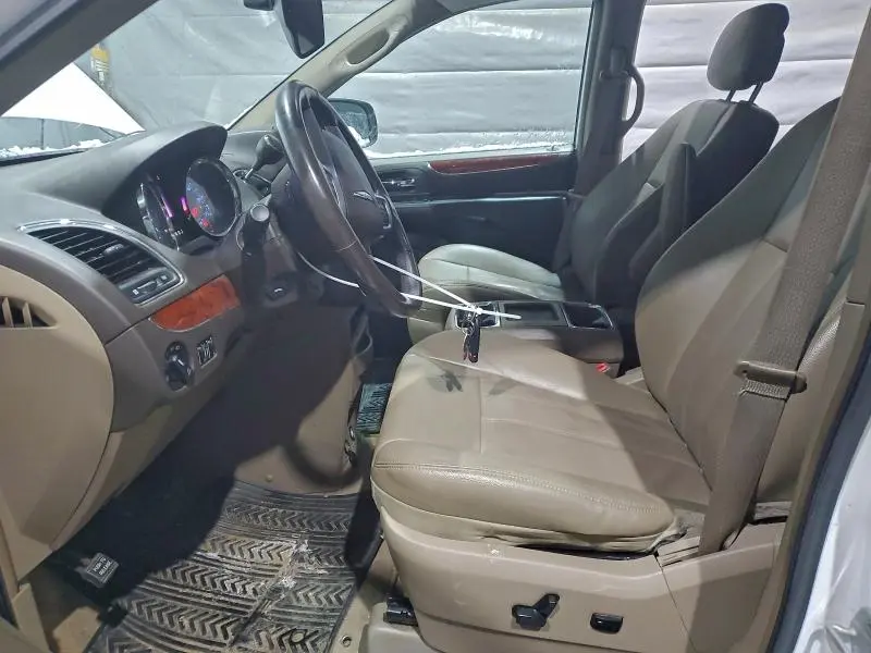 2014 CHRYSLER TOWN & COUNTRY TOURING L  